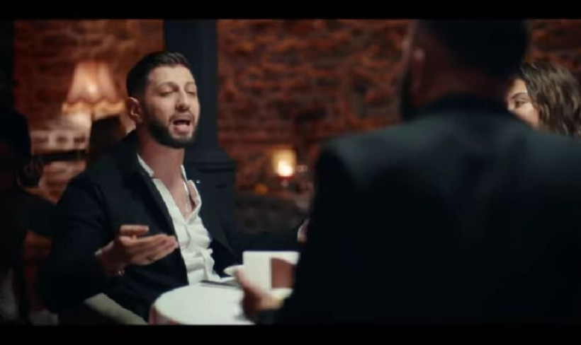 Ebru Yaşar'dan 'İçime Ata Ata' ile Türkiye'de ve dünyada rekor: 24 saatte 3,5 milyonu geçti! - Resim: 2