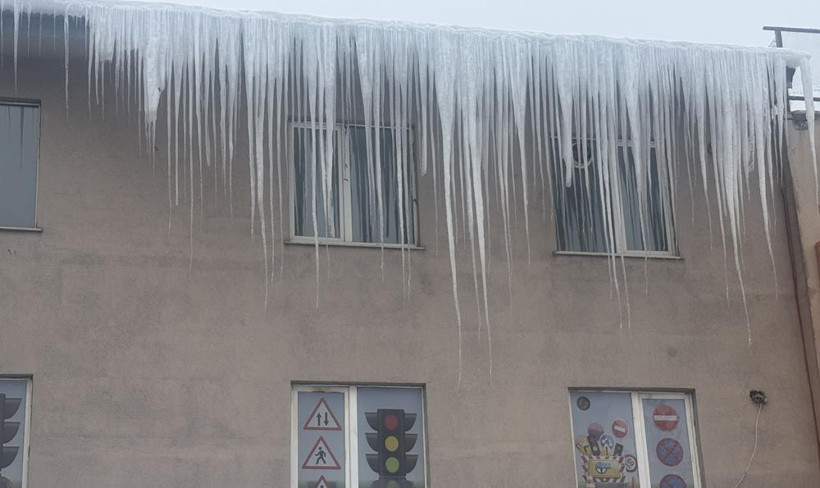 70 ilde hava sıcaklığı sıfırın altına düştü! O il resmen buz tuttu -19,9'u gördü - Resim: 1