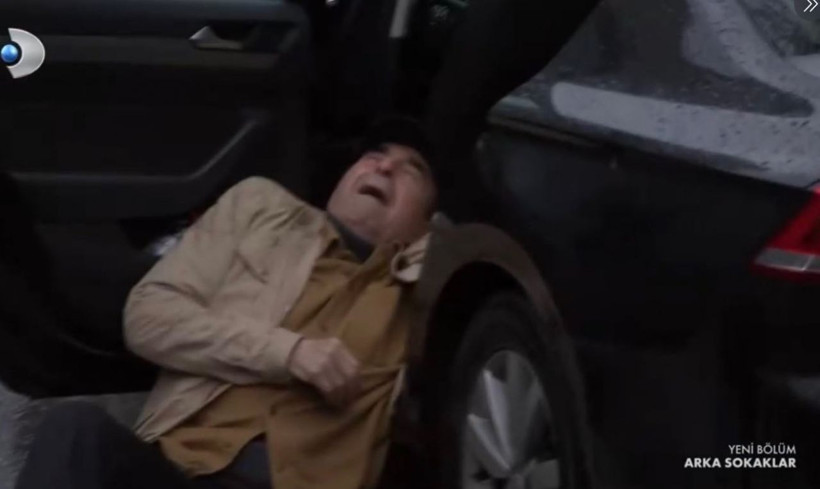 KANAL D Arka Sokaklar Rıza Baba öldü mü 'Mesut vurdu' iddiası! - Resim: 2