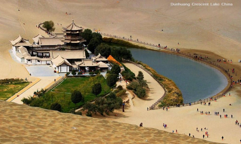 Çölün ortasında 2000 yıllık göl! Hayrete düşüren vaha.. - Resim: 4