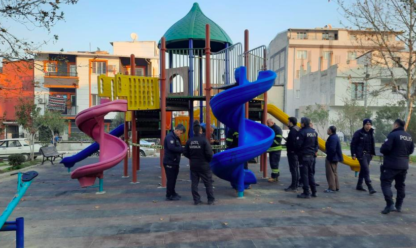 Çocuk parkında kan donduran vahşet! Sabah görenlerin dili tutuldu - Resim: 4