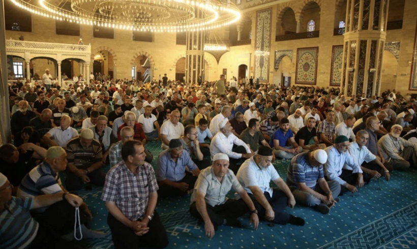 Camilerde bayram coşkusu sabah namazıyla böyle başladı! - Resim: 2