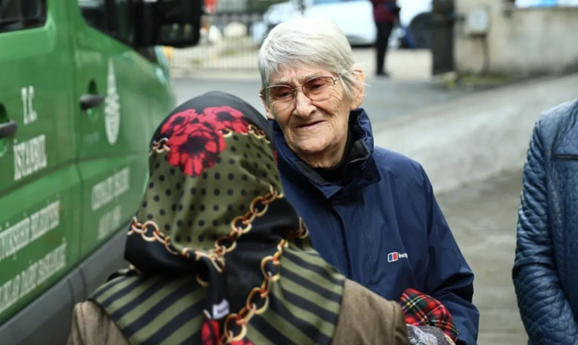 Eşinin vefatı sonrası ilk kez konuştu! Üzüntüsünden yaşadıkları... - Resim: 1