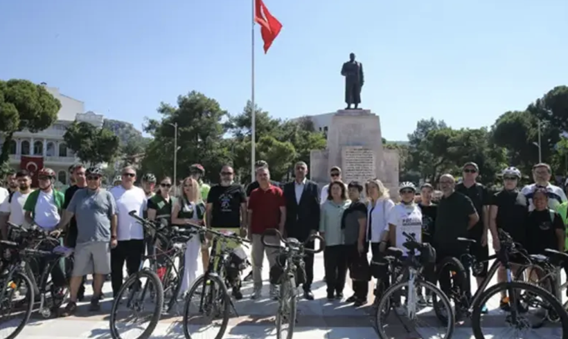 Şehit polise eşinden yürekleri dağlayan veda! - Resim: 1