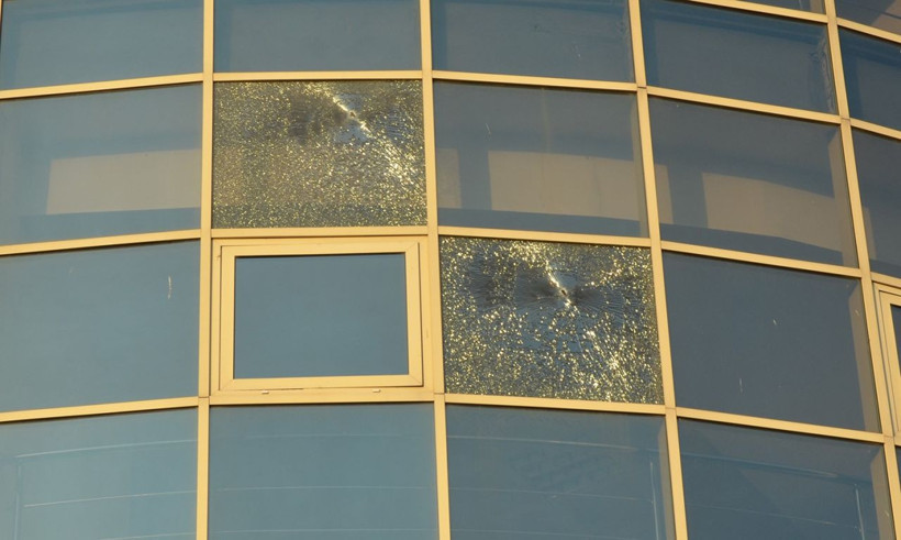 Manisa'da polisle çatışıp suçluyu hastaneden kaçırmak istediler - Resim: 2