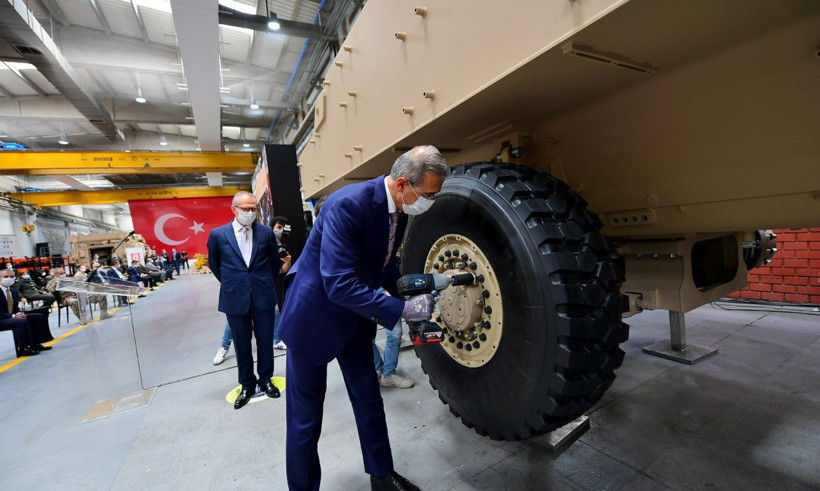 TSK envanterine katılacak Pars 6x6 mayına karşı korumalı aracın ilk montajı yapıldı - Resim: 4