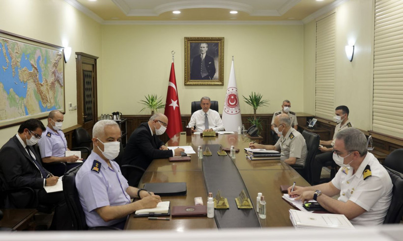 Milli Savunma Bakanı Hulusi Akar TSK ile ilgili o iddialara cevap verdi! - Resim: 4