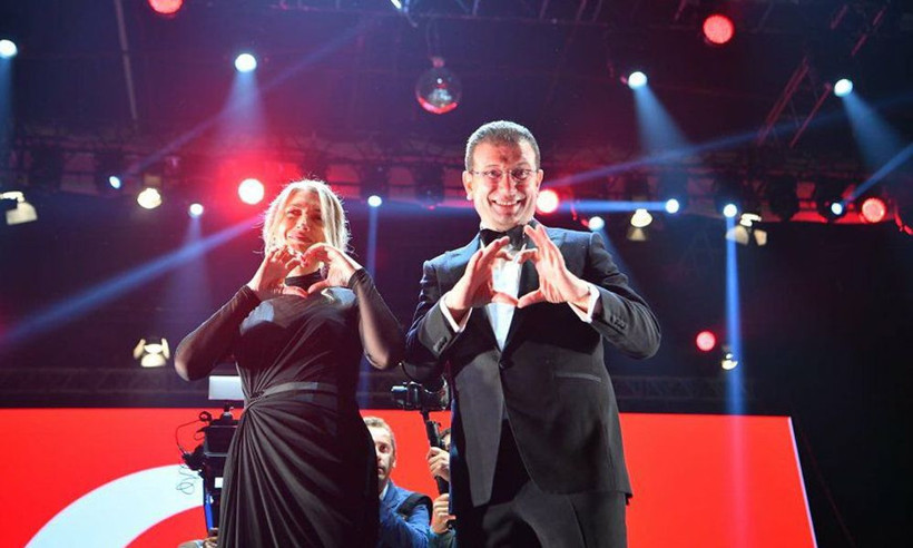 Ahmet Hakan Ekrem İmamoğlu'nun paylaşımına övgüler yağdırdı - Resim: 1