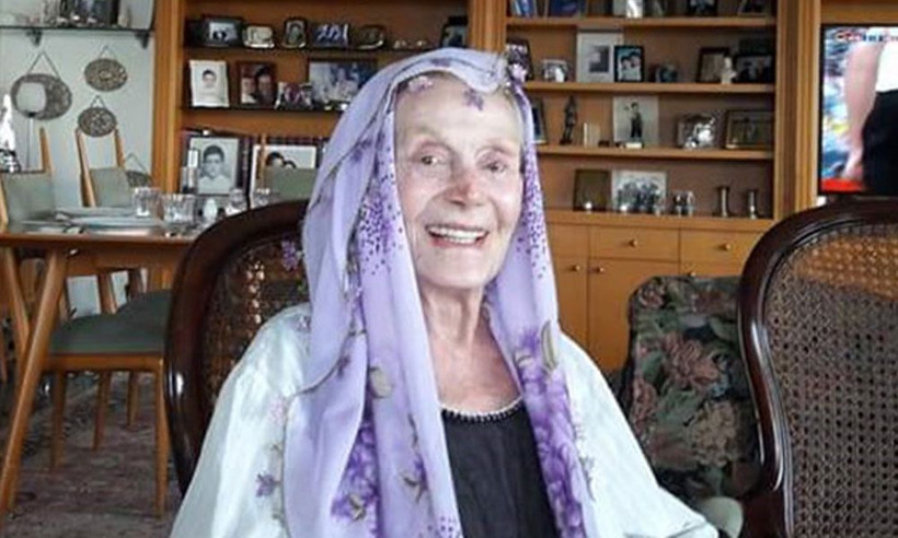 Yıldız Kenter yaşamını yitirdi ölüm sebebi ne? Eşi ve kızı Leyla Kenter kimdir - Resim: 3