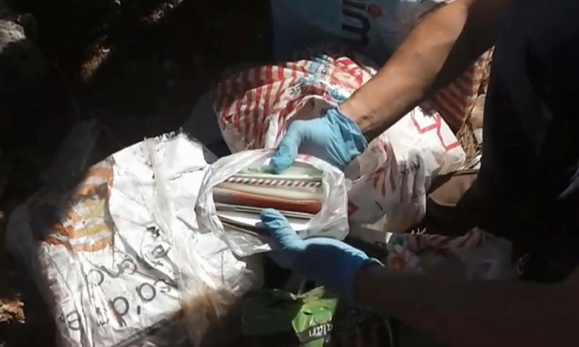 Antalya'da ormanlık alanda gömülü 31 çuval FETÖ materyali bulundu - Resim: 4