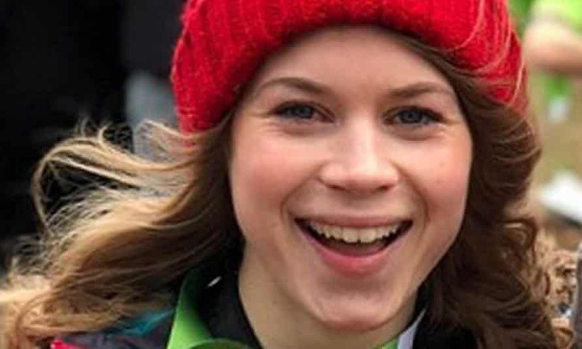 Genç kadın kaybolmuştu insan kalıntıları dehşete düşürdü! Sapık polis mahrem yerlerini... - Resim: 1