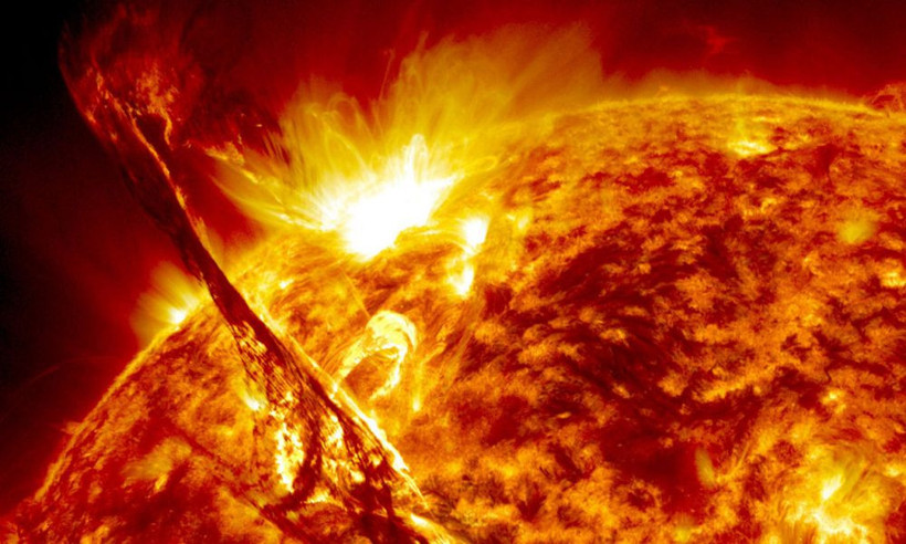 Güneşteki patlamalar bilim insanlarını korkuttu! Dünya karanlığa gömülebilir! - Resim: 1