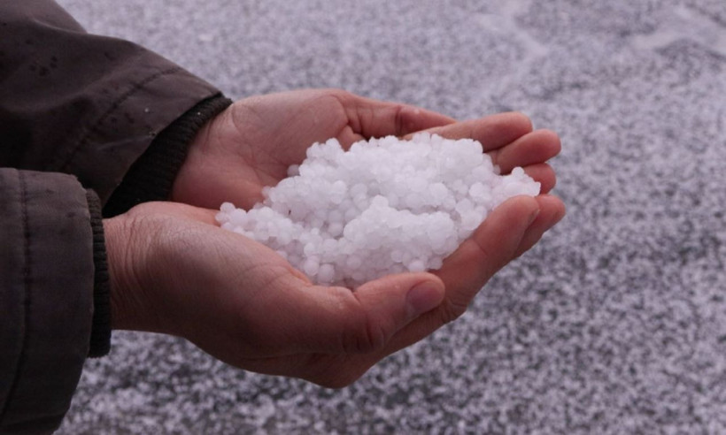 İstanbul'da kar yağışı ve dolu etkili oluyor! AKOM'dan uyarı geldi: Salı günü öğleye kadar... - Resim: 4