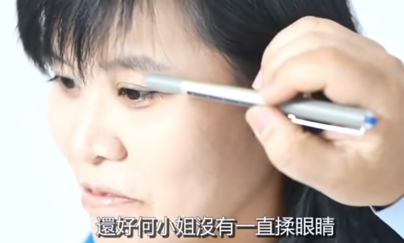 Mezarlıkta ot temizlerken oldu kadının sol gözünden çıkanlar şaşkına çevirdi - Resim: 1