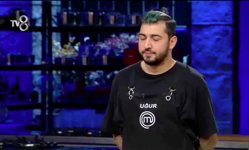 Masterchef Uğur küfürlü twitleri yüzünden perişan halde veda etti tepki var - Resim: 2