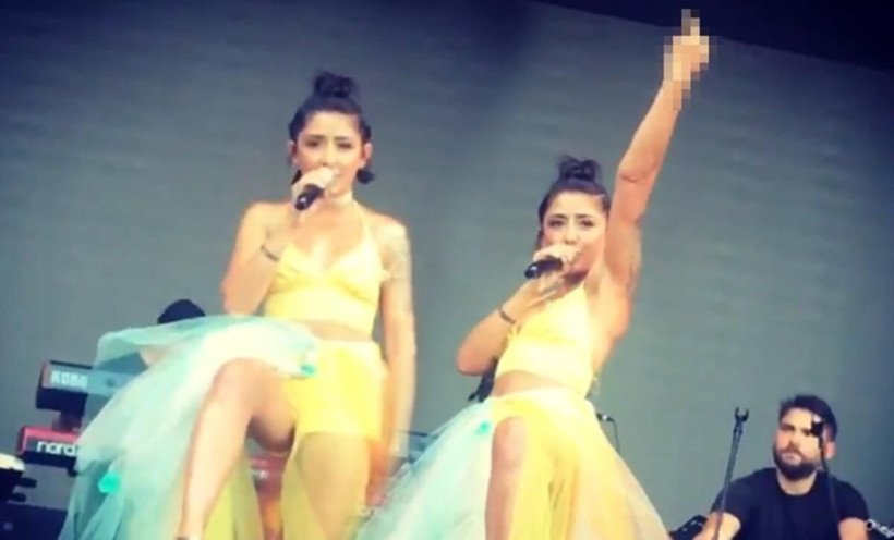 Resti çektiler biz de yokuz! Sandık göndermesiyle Meral Akşener'den Melek Mosso'ya destek: Twitter yıkıldı - Resim: 1