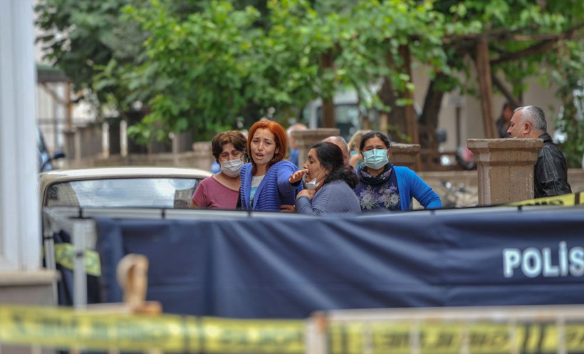 Antalya'da balkondan düşen 53 yaşındaki kadın öldü! Acı haberi alanlar kahroldu - Resim: 4