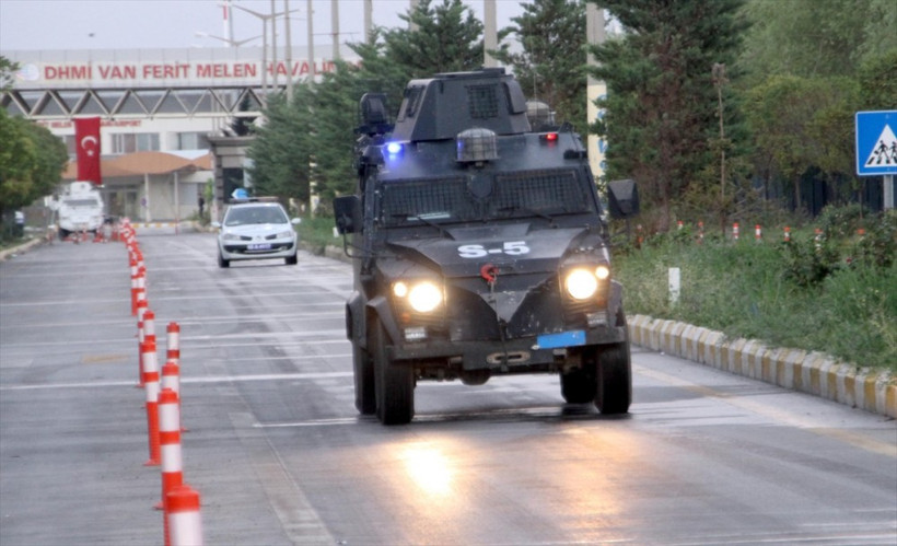 Sabah karşı saat 04:30... Başbakan da oradaydı - Resim: 4