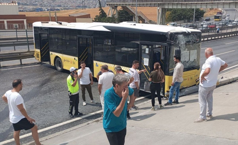 Avcılar'da İETT otobüsü kaza yaptı! Edirne istikameti trafiğe kapatıldı - Resim: 3