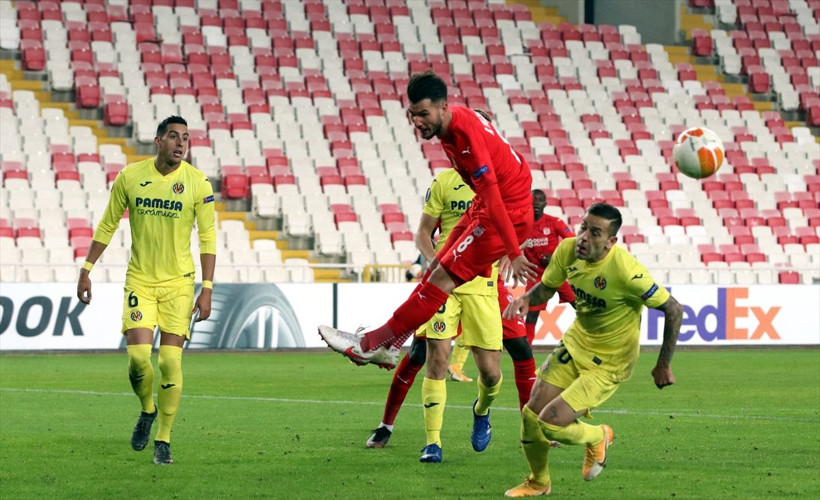 UEFA Avrupa Ligi'nde Villarreal'e kaybeden Sivasspor'un umudu son maça kaldı - Resim: 4