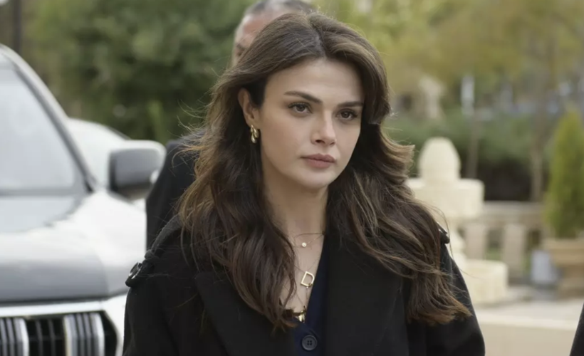 Uzak Şehir'in Alya'sı Sinem Ünsal yayınladı! Sosyal medyayı sallandı - Resim: 2