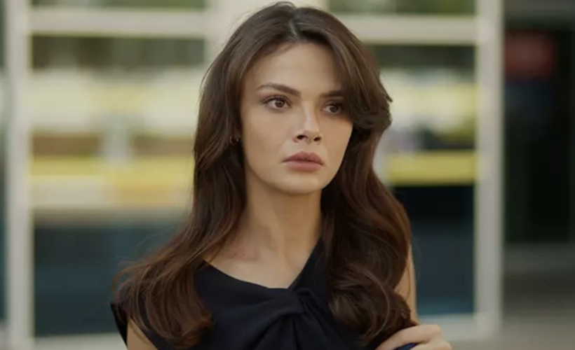 Uzak Şehir'in Alya'sı Sinem Ünsal yayınladı! Sosyal medyayı sallandı - Resim: 1