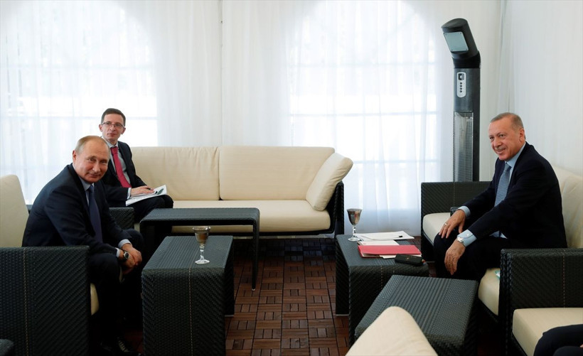 Erdoğan Putin görüşmesinde samimi görüntüler bu detay dikkat çekti - Resim: 4