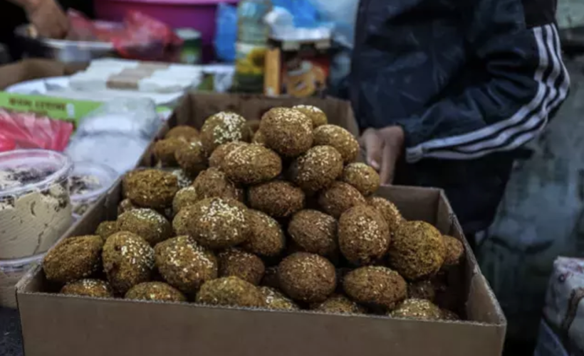 Gazze'de Ramazan hareketliliği! Pazarda görülen o kutular şaşkınlık yarattı - Resim: 1