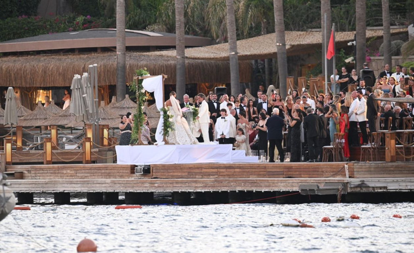 İş adamı Moris Kohen Pınar Hacıarifoğlu ile dünya evine girdi - Resim: 3