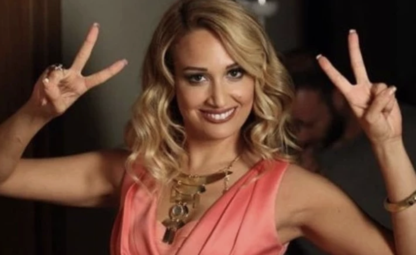 Gupi ile gündem olan Gupse Özay'dan lise yıllarından çok özel kareler... - Resim: 4