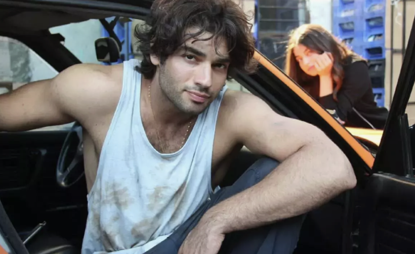 Oyuncu Şükrü Özyıldız kaslarını paylaştı! Takipçileri kayıtsız kalamadı... - Resim: 1