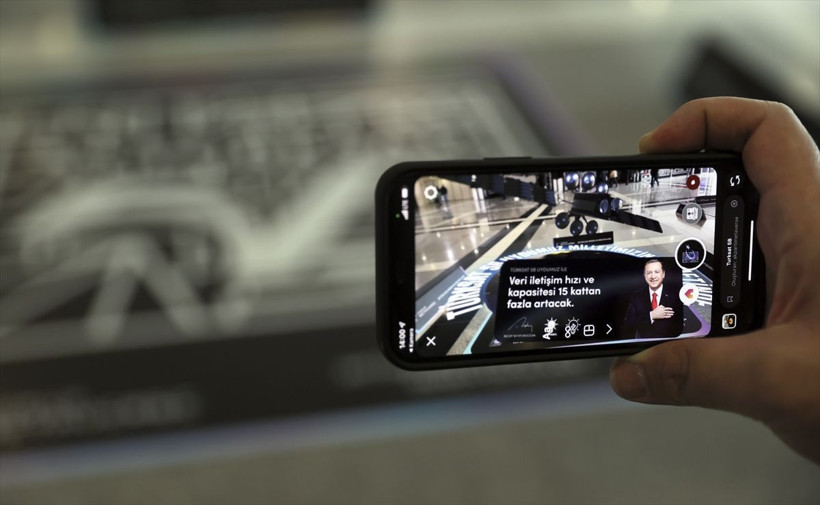 AK Parti'den ilk Metaverse etkinliği: Katılımcılara artırılmış gerçeklik yaşatıldı - Resim: 1