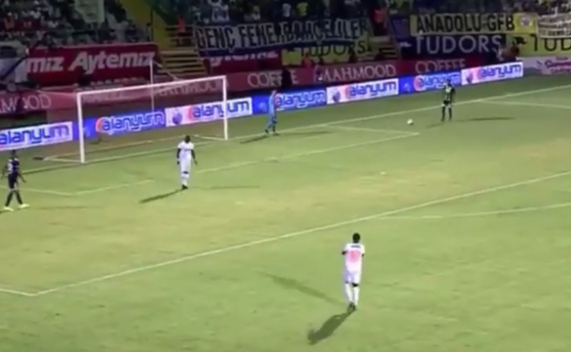 Alanyaspor Fenerbahçe maçında kural hatası var mı? Kim ne söyledi kural ne diyor? - Resim: 4