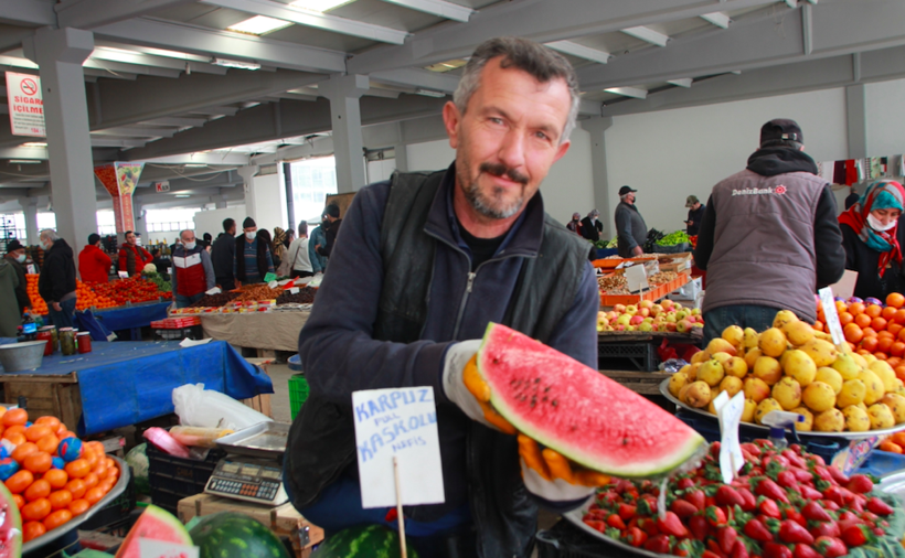 Beslenme ateş pahası karpuzun dilimi 25 lira! Bir adet muz ve bir adet patates aynı fiyat! - Resim: 2