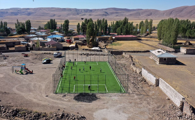 O geldi köyün havası değişti! Ağrı'da kadın muhtar yaptı köylülerin ön yargısı kırıldı - Resim: 4