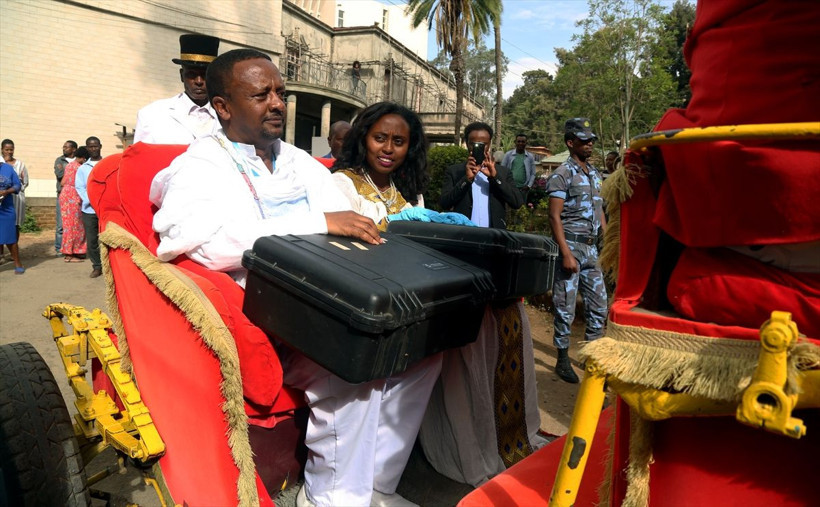 3,2 milyon yıllık kadın iskeleti sergilendi - Resim: 2