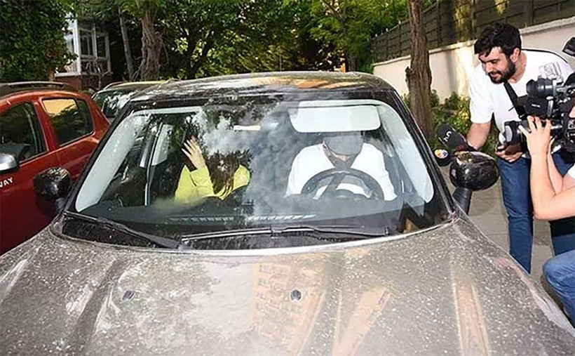 Eski sevgilisine şiddet uyguladığı iddiaları sonrası İstanbul'u terk eden Ozan Güven yeni sevgilisi ile görüntülendi! - Resim: 2