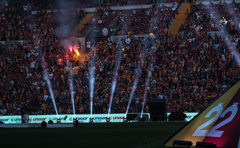 Galatasaray'ın şampiyonluk kutlamasına katılmayan üç isim - Resim: 4