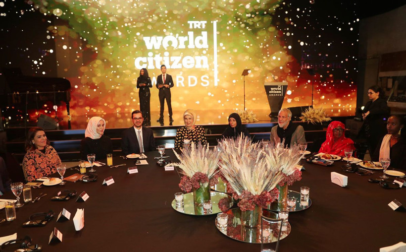 Yusuf İslam'la sohbet eden Haluk Levent’in yardımına Emine Erdoğan yetişti - Resim: 1