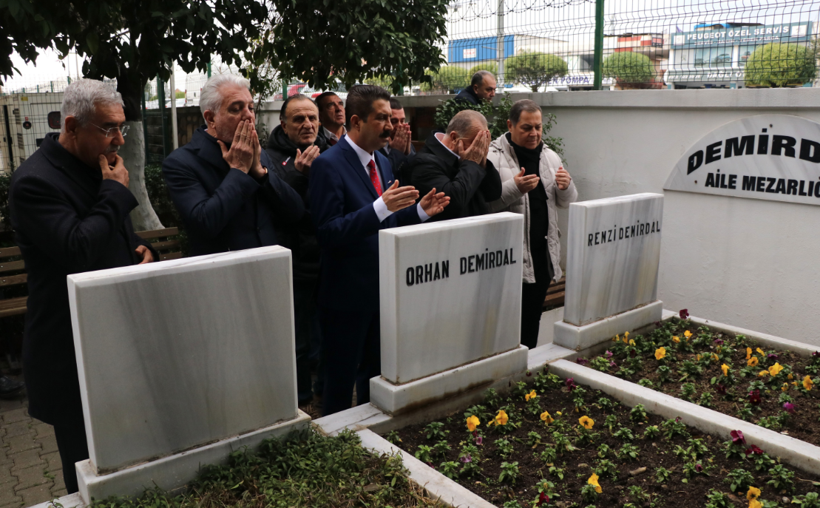 Fatih Terim ve annesinin gözyaşları! El açıp dua ettiler - Resim: 4