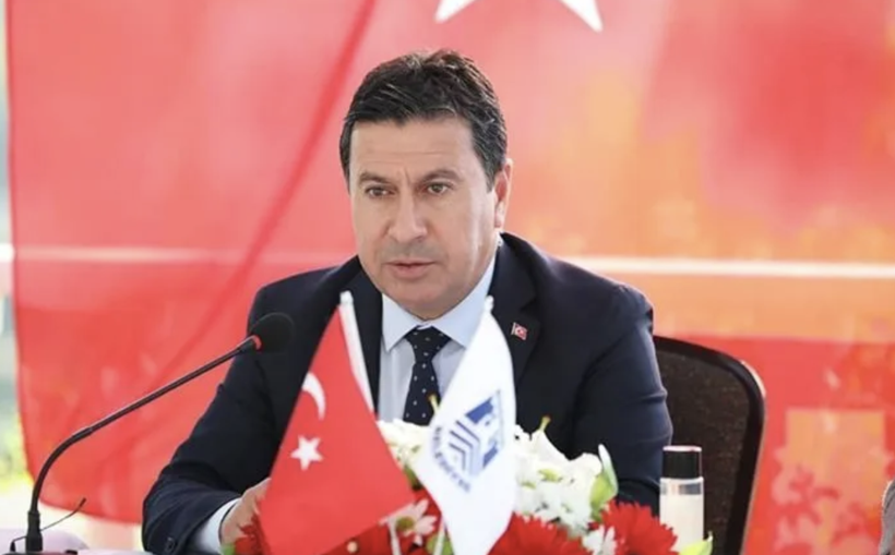 1 büyükşehir ve 11 ilçe Ak Parti’ye mi geçiyor? Canlı yayında bomba kulis - Resim: 0