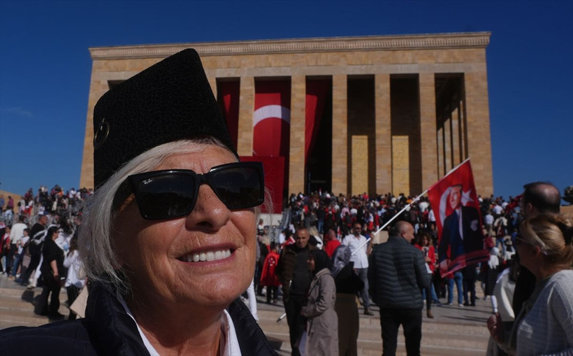 29 Ekim Cumhuriyet Bayramı'nda vatandaşlar Anıtkabir'e akın etti - Resim: 3