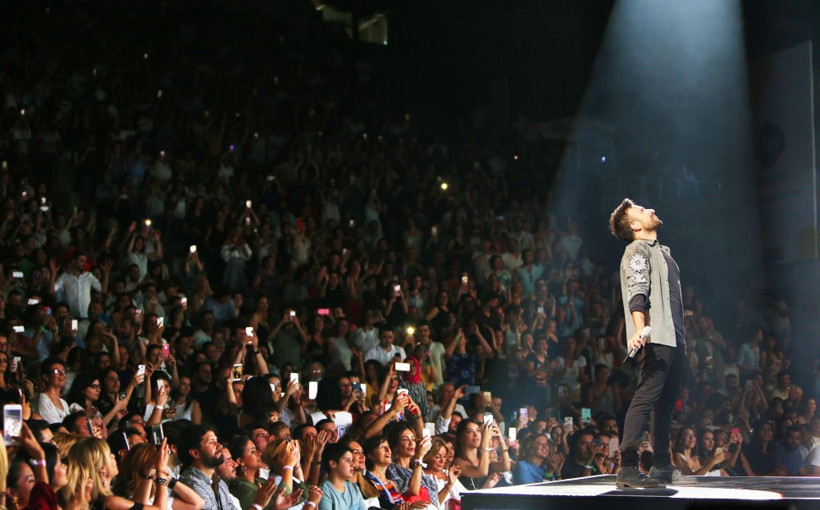 Tarkan konserinde olay açıklamalarda bulundu ''Sizlere...'' - Resim: 2