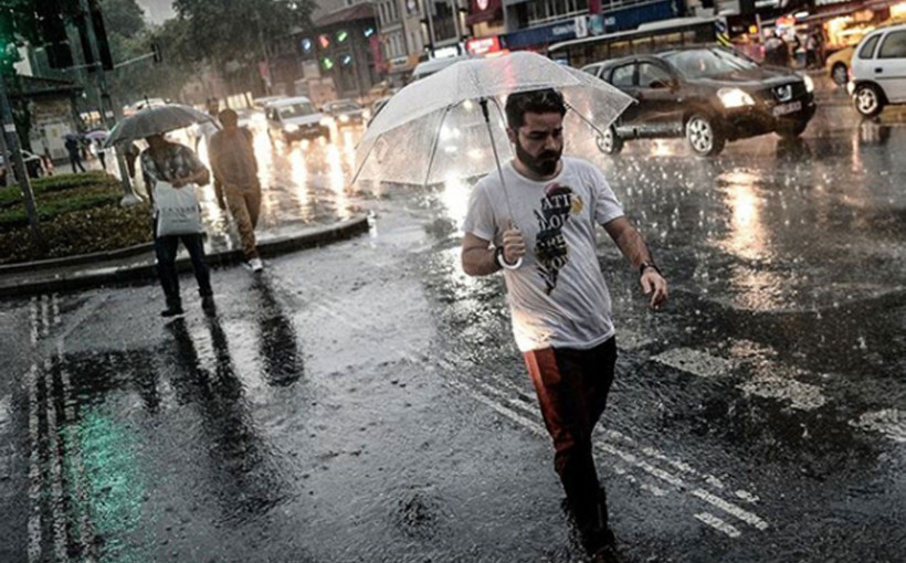 Yurdun büyük bölümü sağanak yağışlı! Sel ve su baskınına dikkat