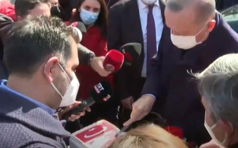 Erdoğan'a Kısıklı esnafından doğum günü sürprizi! Durdurup pasta kestiler