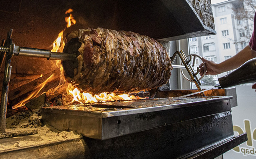 Erzurum'un tescilli lezzeti: Cağ kebabı! Ustası en makbul olanını açıkladı