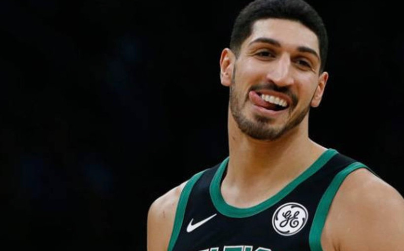 Firari basketbolcu Enes Kanter ABD'yi de karıştırdı! Cinsiyet değiştirmek için başvurdu