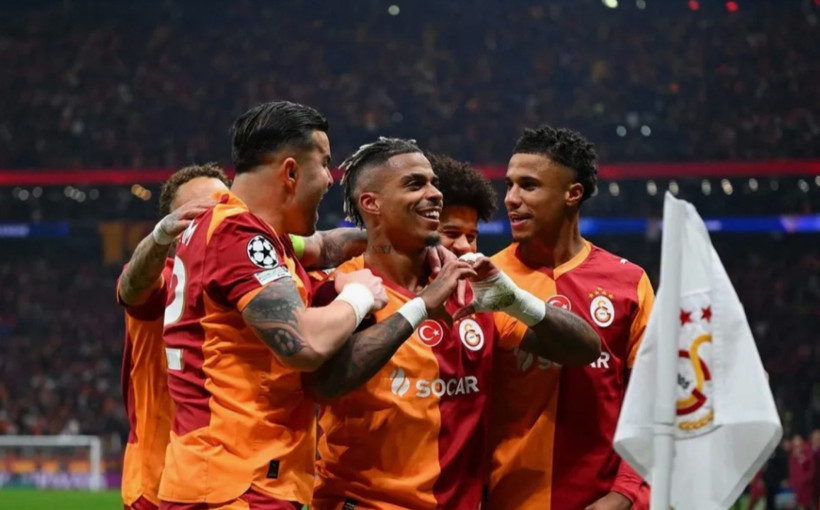 Galatasaray'da yaprak dökümü! 3 yıldız birden gidiyor