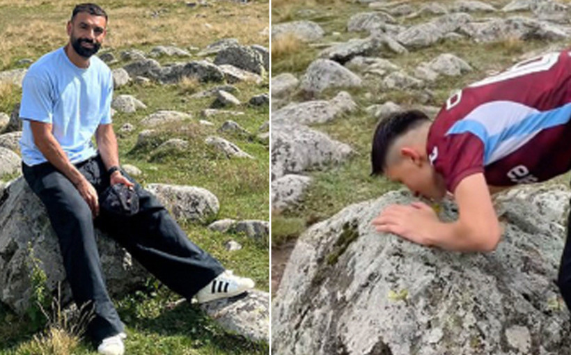 Ziyaretçi akınına uğradı! Muhammed Salah'ın fotoğraf çektirdiği taşın yanına bank konuldu