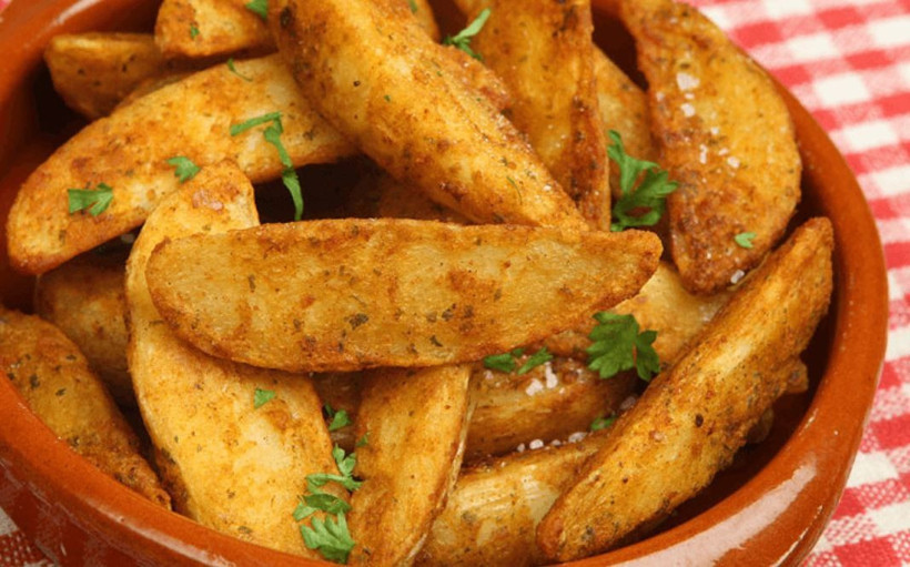 Fırında baharatlı patates tarifi pratik bir atıştırmalık! - Resim: 3